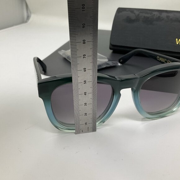 WILDFOX Sunglasses - Classic Fox  Blue Sunglasses main image 4
